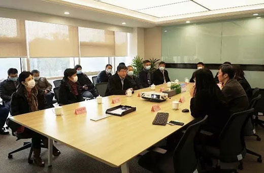 上海市副市长陈群一行莅临上６蔖G官网集团视察调研